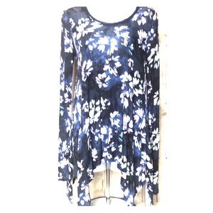 Printed Hankerchief Top